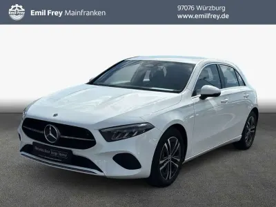 Gebraucht Mercedes A200 Advanced 163 PS (119 kW) 2025 Weiß Limousine