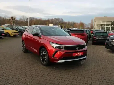 Gebraucht Opel Grandland X Ultimate 181 PS (133 kW) 2022 Rot SUV