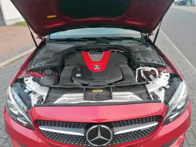 Gebraucht Mercedes C43 AMG AMG 367 PS (269 kW) 2017 Rot Limousine