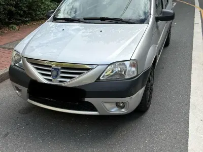 Second-hand Dacia Logan MCV Ambiance 87 CP (63 kW) 2008 Argintiu Break