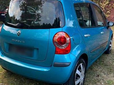 Usado Renault Modus 88 HP (64 kW) 2005 Azul Monovolume