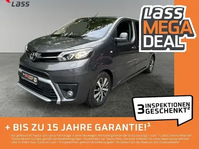 Gebraucht Toyota Proace Verso Team 150 PS (110 kW) 2018 Grau Kombi