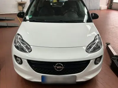 Gebraucht Opel Adam 87 PS (63 kW) 2018 Weiß Kleinwagen