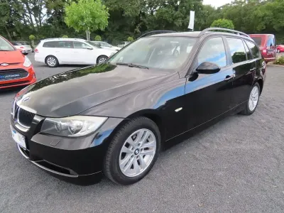 Gebraucht BMW 318 129 PS (94 kW) 2007 Schwarz Kombi