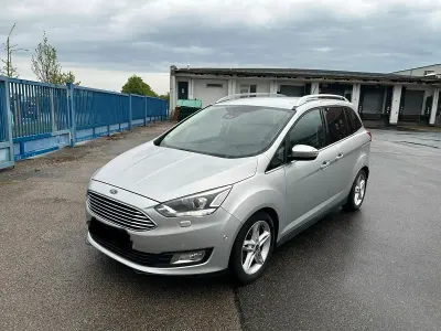 Gebraucht Ford Grand C-Max Titanium 150 PS (110 kW) 2018 Silber Van / Kleinbus