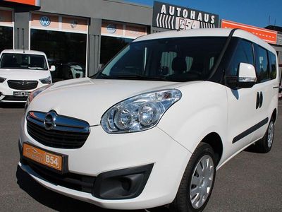 Second-hand Opel Combo Edition 95 CP (69 kW) 2016 Alb Monovolum