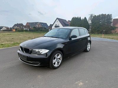 Gebraucht BMW 120 177 PS (130 kW) 2010 Schwarz Kleinwagen