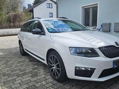Gebraucht Skoda Octavia RS 220 PS (161 kW) 2014 Weiß Kleinwagen