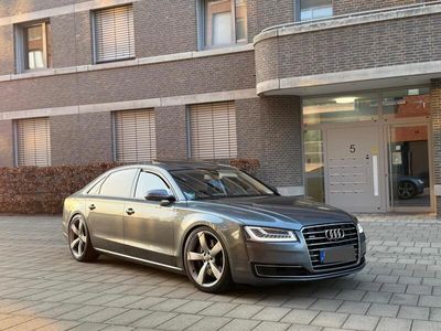 Audi A8L