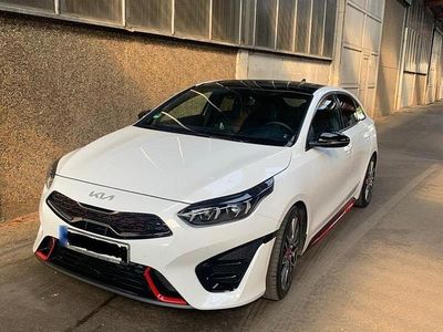 Gebraucht Kia ProCeed 204 PS (150 kW) 2024 Weiß Kombi