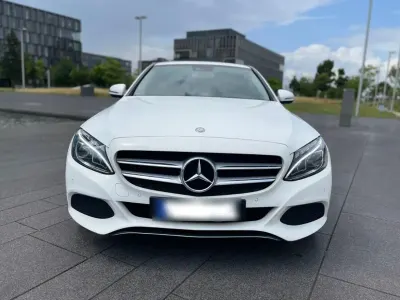 Gebraucht Mercedes C250 Avantgarde 211 PS (155 kW) 2016 Weiß Limousine