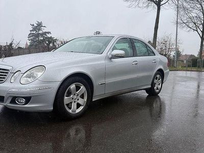 Mercedes E220