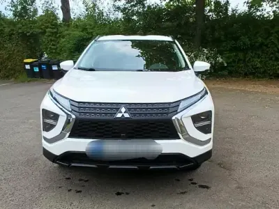 Używany Mitsubishi Eclipse Cross Basis 98 KM (72 kW) 2022 Biały SUV