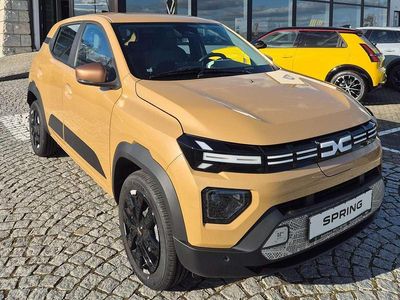 Neu Dacia Spring Extreme 47 kW (65 PS) 2026 Safaribeige Kleinwagen