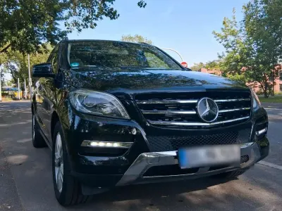 Gebraucht Mercedes ML350 258 PS (189 kW) 2015 Schwarz SUV