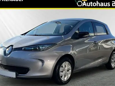 Usado Renault Zoe Life 79 kW (108 HP) 2017 Cinzento Citadino