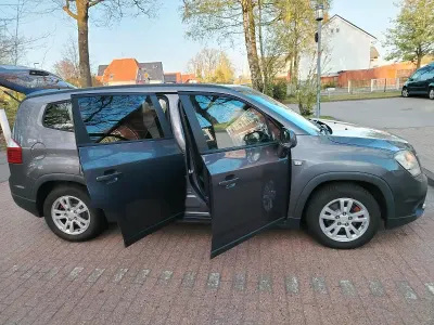 Second-hand Chevrolet Orlando 140 CP (102 kW) 2012 Gri Monovolum