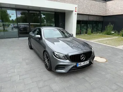 Gebraucht Mercedes E300 AMG 245 PS (180 kW) 2018 Grau Coupé