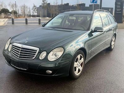 Gebraucht Mercedes E200 184 PS (135 kW) 2008 Grün Kombi