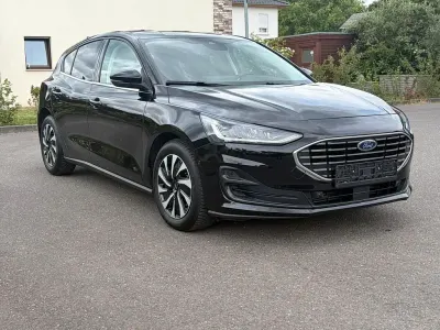 Gebraucht Ford Focus Titanium 155 PS (114 kW) 2025 Schwarz Limousine