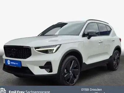 Gebraucht Volvo XC40 Plus 163 PS (119 kW) 2025 Weiß SUV