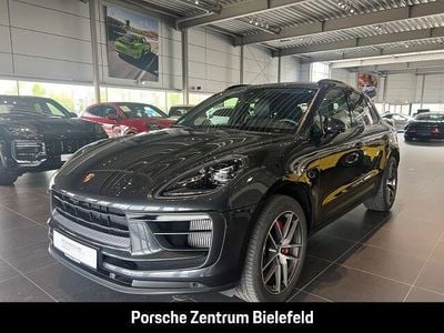 Vulkangraumetallic Gebraucht 2024 Porsche Macan S SUV | 94.700 €
