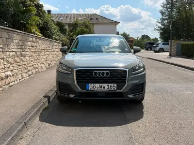 Gebraucht Audi Q2 Sport 116 PS (85 kW) 2018 Grau SUV