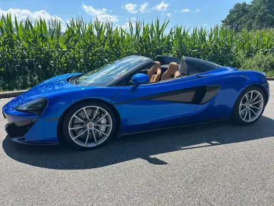 Gebraucht McLaren 570S 570 PS (419 kW) 2017 Blau Cabrio