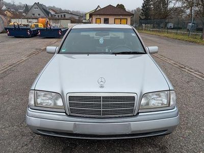 Silber Gebraucht 1994 Mercedes C180 Elegance Limousine | 3.600 €