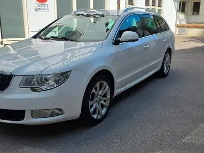 Gebraucht Skoda Superb Ambition 170 PS (125 kW) 2010 Weiß Kombi
