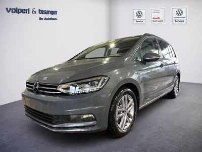 Neu VW Touran Comfortline 150 PS (110 kW) 2026 Delfingrau metallic Van / Kleinbus