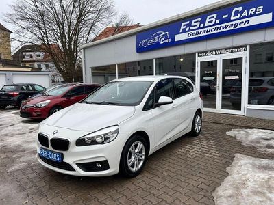 Weiß Gebraucht 2015 BMW 218 Basis Kombi | 9.300 € (Fairer Preis)