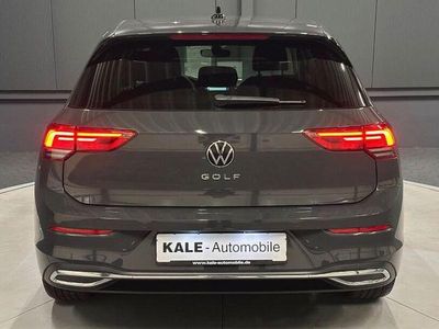 Gebraucht VW Golf VIII Style 150 PS (110 kW) 2024 Grau Limousine