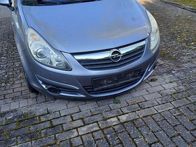 Second-hand Opel Corsa 80 CP (58 kW) 2008 Albastru Hatchback