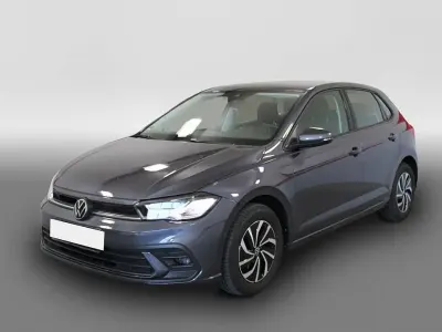 Usata VW Polo 95 CV (69 kW) 2023 Grigio Utilitaria