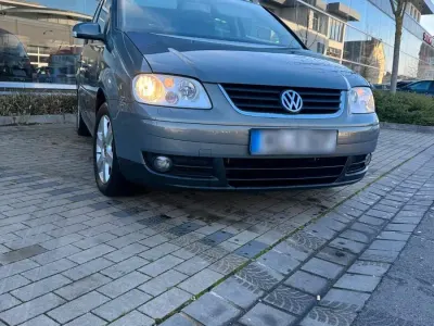 Gebraucht VW Touran 101 PS (74 kW) 2004 Grau Van / Kleinbus