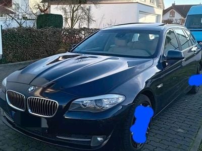 Gebraucht BMW 525 204 PS (150 kW) 2011 Blau Kombi