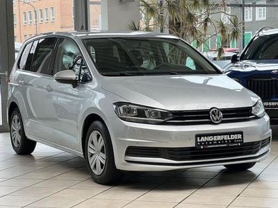 Usata VW Touran Trendline 116 CV (85 kW) 2017 Argento Monovolume