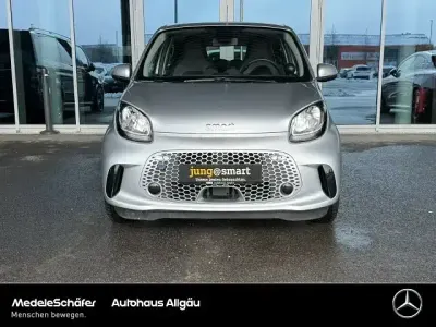 Używany Smart ForFour Electric Drive 60 kW (82 KM) 2021 Srebrny Sedan/Limuzyna