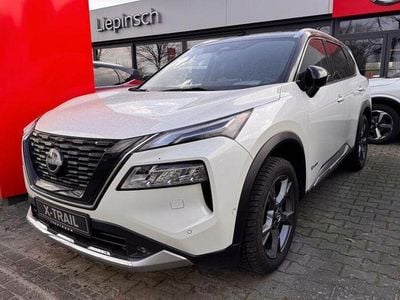 Gebraucht Nissan X-Trail Tekna+ 215 PS (158 kW) 2023 Weiß SUV