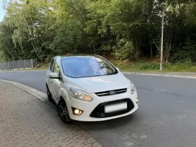 Gebraucht Ford C-MAX Titanium 140 PS (102 kW) 2012 Weiß Van / Kleinbus