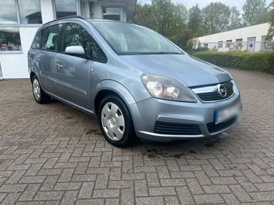 gebraucht Opel Zafira 1,6 Benzin 7 sitzer