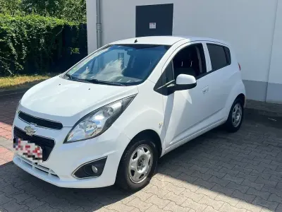 Gebraucht Chevrolet Spark LT 68 PS (50 kW) 2013 Weiß Kleinwagen