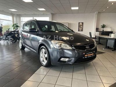 Gebraucht Kia Ceed Sportswagon Edition 7 90 PS (66 kW) 2012 Grau Kombi