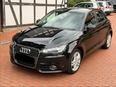 Gebraucht Audi A1 Sportback Ambition 90 PS (66 kW) 2012 Schwarz Kleinwagen