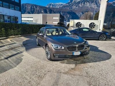 BMW 730