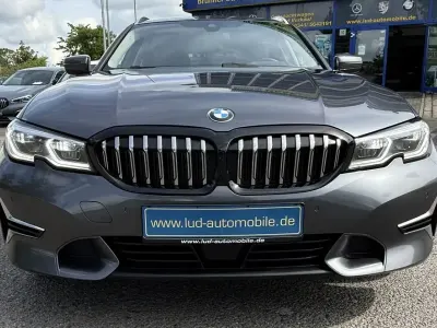 Używany BMW 320 Luxury Line 190 KM (139 kW) 2022 Szary Sedan/Limuzyna