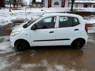 Gebraucht Hyundai i10 Classic 69 PS (50 kW) 2013 Weiß Kleinwagen