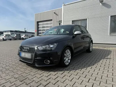 Gebraucht Audi A1 Sportback Sport 105 PS (77 kW) 2013 Schwarz Kleinwagen