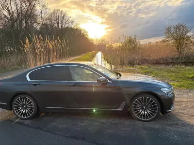 Gebraucht BMW 730 265 PS (194 kW) 2015 Schwarz Limousine